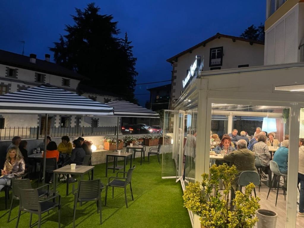 Hotel Nagusi Мургуия Экстерьер фото